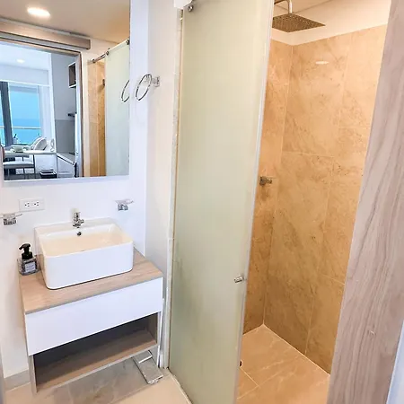 Apartsuite Frente Al Mar En *