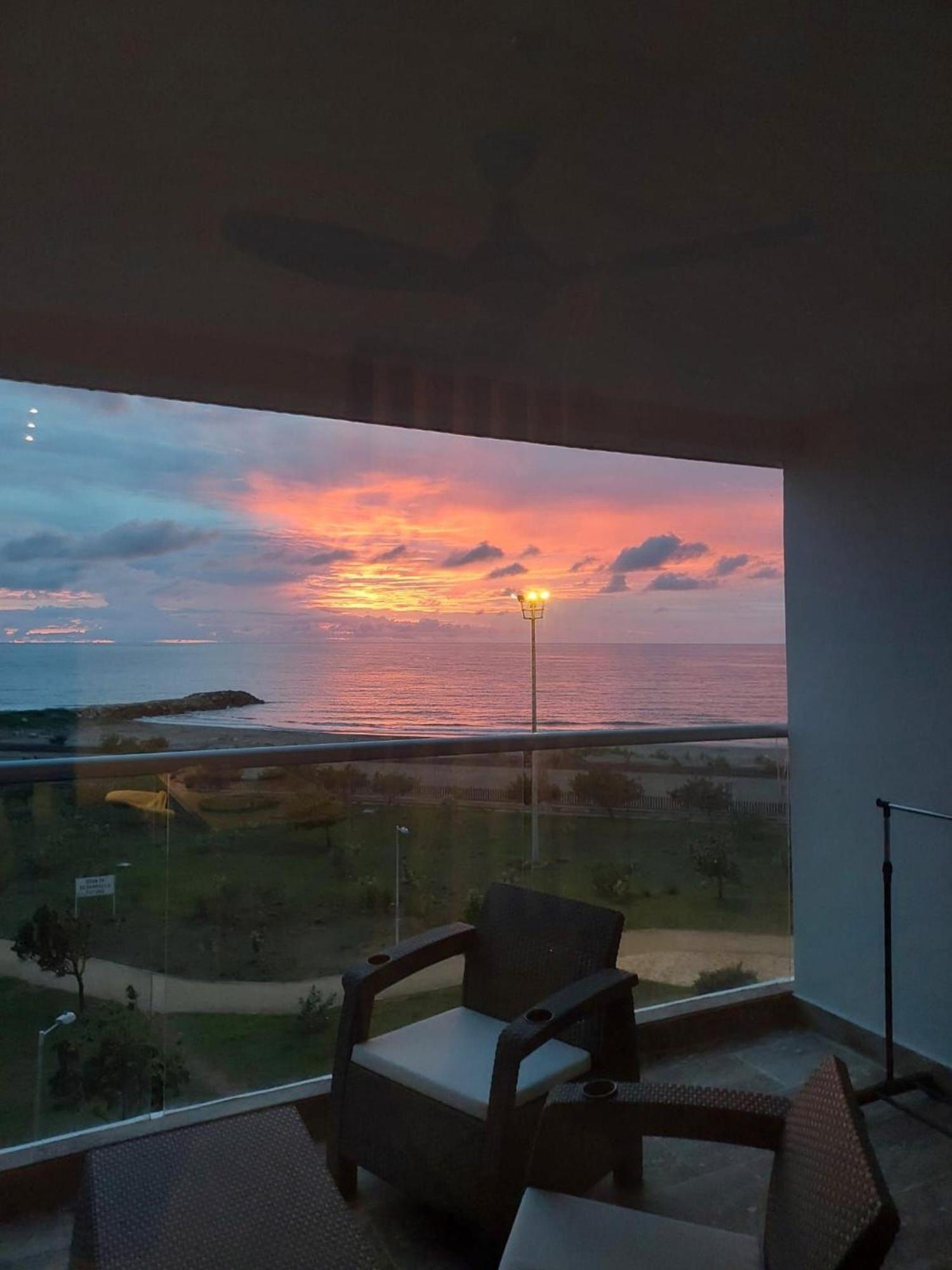 Apartsuite Frente Al Mar En Apartamento *
