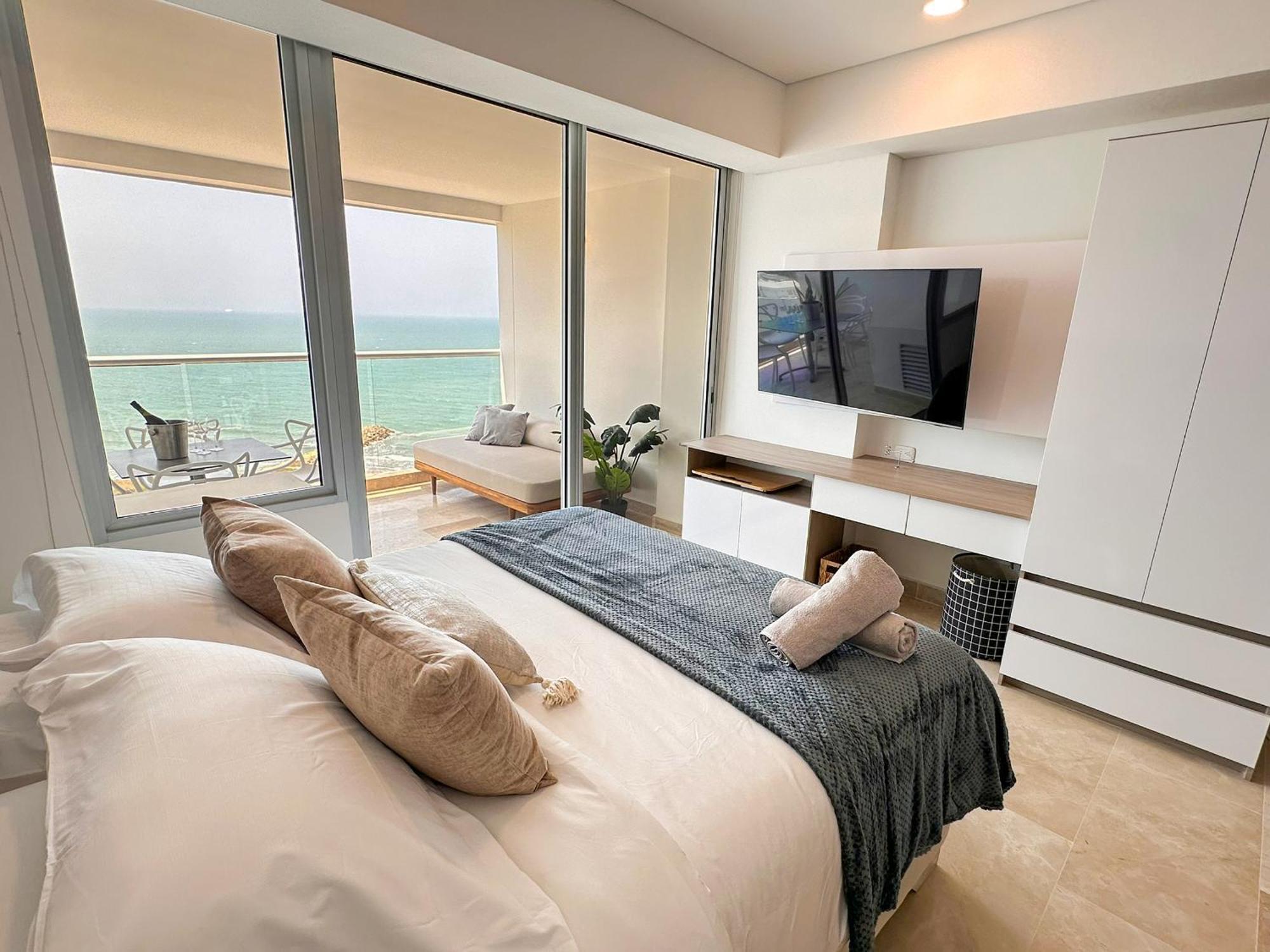 Apartsuite Frente Al Mar En *